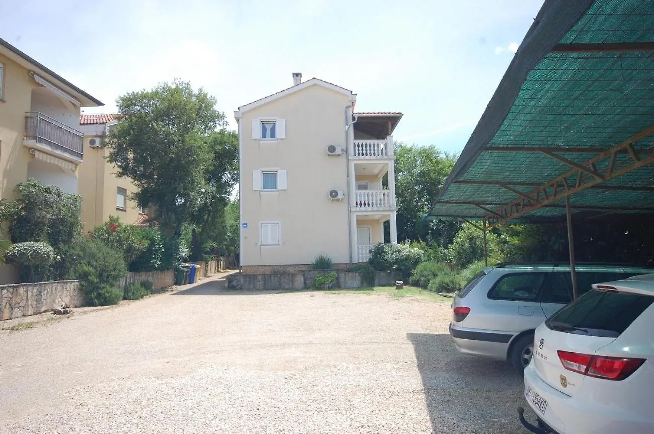 Apartments With A Parking Space Kremenici, Krk - 22269 Malinska 0*,